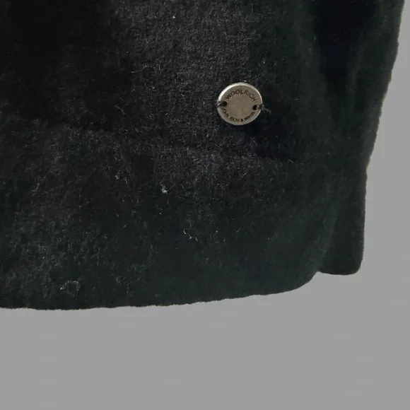 Chic Black Sweater Dress - Picture 3 of 3